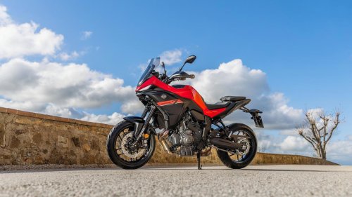 La Yamaha Tracer 7 automatiza la aventura