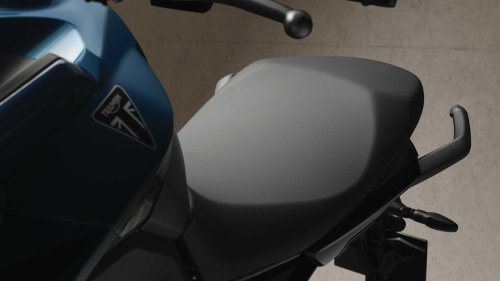 Triumph Tiger Sport 660: Compact sport tourer for long-distance adventures