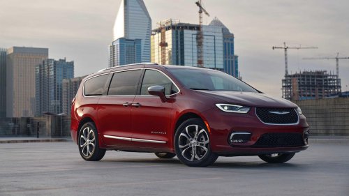 Chrysler, Chrysler recalls nearly 200,000 vehicles for air bag issues