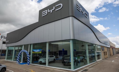 MG, BYD, El secreto de los coches chinos: ¿por qué en España MG, BYD u Omoda cuestan hasta 13.000 euros más que en su país?