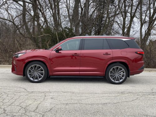 Lexus, I drove the 2026 Lexus TX 350 Premium AWD. Here's my honest review