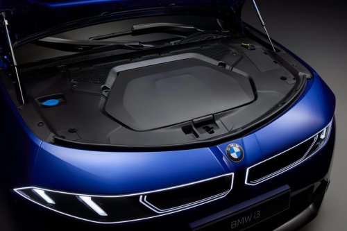 Gallery: 2027 BMW Neue Klasse i3 photos