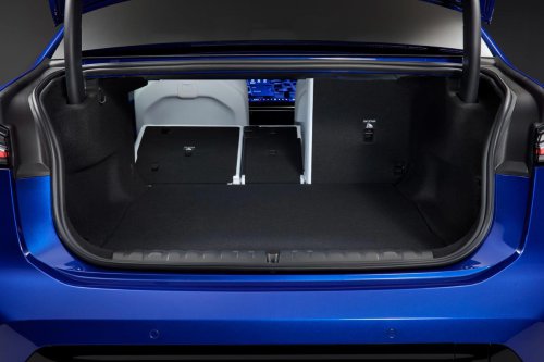 Gallery: 2027 BMW Neue Klasse i3 photos