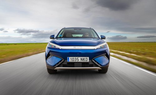 Geely, BYD, Si tuvieras que elegir entre estas dos marcas de coches chinos: Geely o BYD ¿con cuál te quedarías? La IA despeja tus dudas