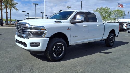 7 trucks that keep running long after most vehicles quit