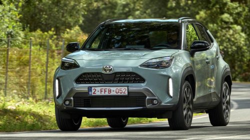 Toyota Yaris, Toyota Yaris Cross, Toyota, Dacia, Tracción total híbrida para el Yaris Cross: Toyota mueve ficha para que el Dacia Duster no se lo coma