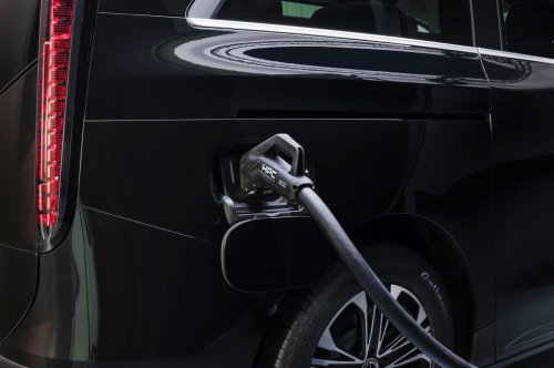 Mercedes VLE: la "Grand Limousine" presume de lujo y eficiencia