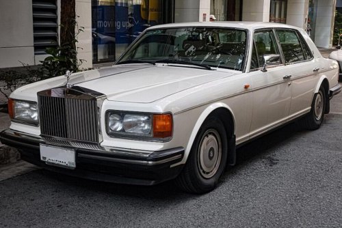 10 Ultra-Luxury Sedans Packard Would Build to Challenge Rolls-Royce Today