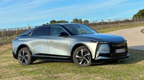 Prueba DS nº8: nos vamos de Madrid a Barcelona con el eléctrico para los que no se deciden entre SUV o berlina