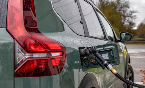 ¿Viajas a Portugal con un coche GLP? El error que podría costarte una multa (o algo peor) en el ‘parking’