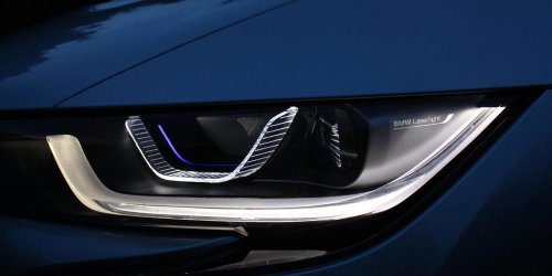 Reparar los coches en 2026 es más caro que nunca, y este estudio explica por qué