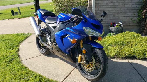 The used motorcycle cheaper than a new Grom, but way more capable