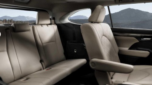 Toyota, Toyota Highlander, Toyota recalls 500,000 Highlander SUVs to fix second-row seatback
