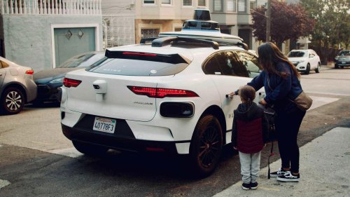 Autonomous driving tech raises important questions about insurance policies