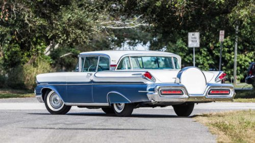 The first 400-HP production engine that shocked America