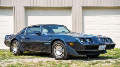 The forgotten 1980 Pontiac Firebird with a turbocharged V8