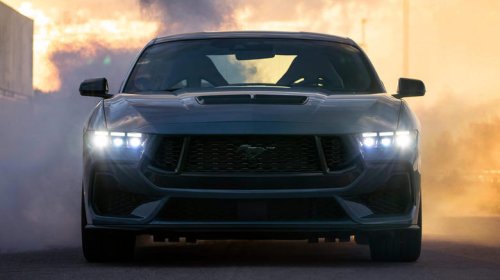 Ford Mustang, Ford, Mustang's manual isn't going anywhere, Ford CEO says