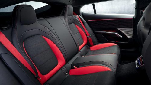 Mercedes, Mercedes y AMG muestran el interior de sus nuevos eléctricos y hay un detalle de locura