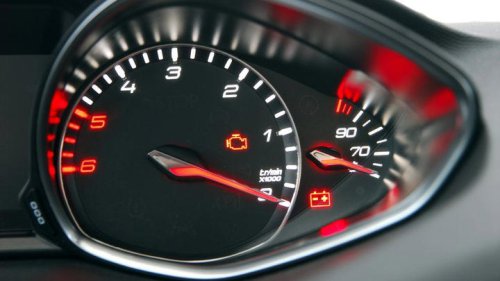 Qué piezas del coche sufren más en ciudad y por qué los trayectos cortos pasan factura