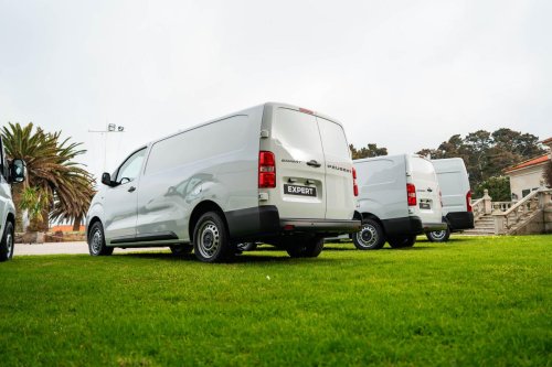 Peugeot, Citroën, Fiat, Opel, No basta con ser líderes (en industriales), hay que crecer con Peugeot, Citroën, Fiat y Opel