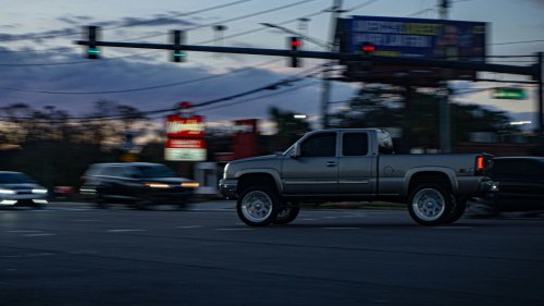 10 men who don’t need a pickup truck & 10 who actually do
