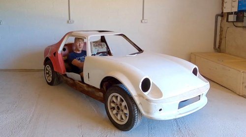 Oliver Pickard's Project Mosquito is an incredible machine six years in the making