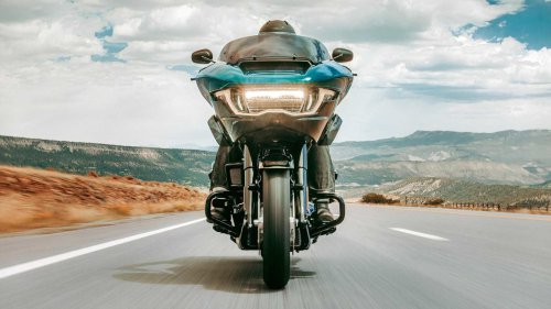 10 reliable touring motorcycles for long-distance rides