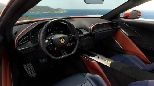 Ferrari drops the top on new Amalfi Spider