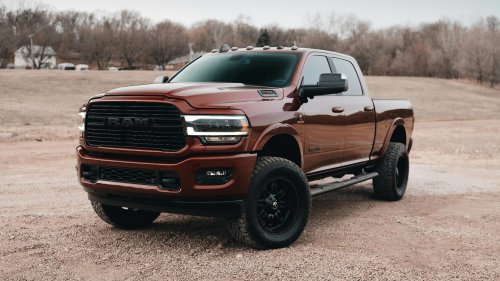 10 men who don’t need a pickup truck &amp; 10 who actually do