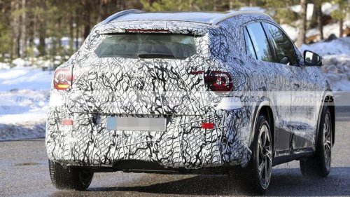 Mercedes, El esperado Mercedes GLA 2027 se deja ver por dentro y por fuera en sus últimas pruebas