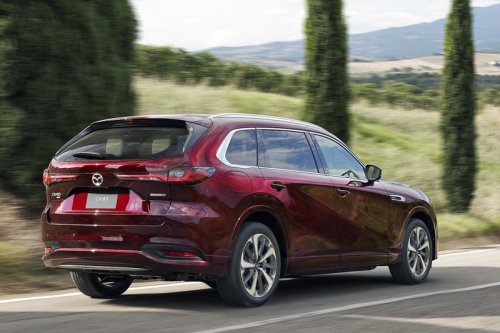 ヤマハ | マツダ | アストンマーティン | マセラティ | マクラーレン | スマート | ダイハツ | メルセデス・ベンツ | ダッジ | ホンダ | シュコダ | メルセデス | アウディ | キャデラック | ヒョンデ | アルピーヌ | ベントレー | シボレー | クライスラー | フェラーリ | フォード | ジャガー | ジープ | ランボルギーニ | ランドローバー | ロータス | プジョー | ルノー | ロールス・ロイス | フォルクスワーゲン | トヨタ | シトロエン | ジェネシス | ポルシェ | フィアット | マツダ CX-80の販売データから探る人気の秘密。「3列シートであること」よりも重視されたCX-80の個性とは