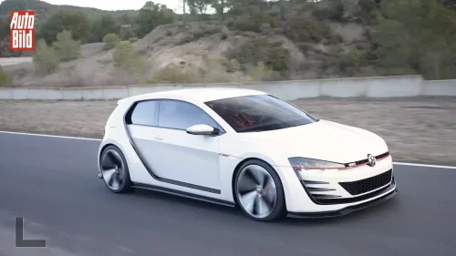 Vídeo: Volkswagen Golf Design Vision GTI, una bestia de museo de 500 CV que hemos pilotado en circuito