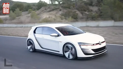 Vídeo: Volkswagen Golf Design Vision GTI, una bestia de museo de 500 CV que hemos pilotado en circuito