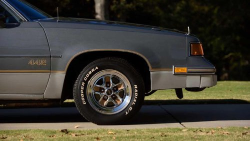 Oldsmobile, The last real Oldsmobile muscle car is a collector bargain