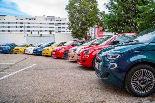 El regreso inesperado de un icono urbano que muchos estaban esperando: el Fiat 500 Hybrid quiere volver a triunfar