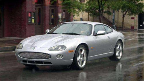 The Mercedes-Benz SL55 AMG is a $20K bargain in 2026