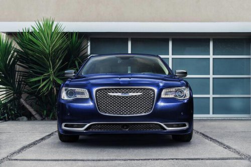 Chrysler, Why Chrysler needs the Hemi V8: Opinion