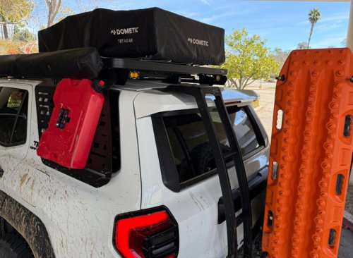 Two Toyota 4Runners, one lesson: You don’t need all that gear