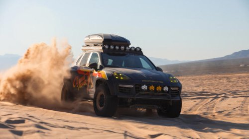 Porsche Cayenne Ultra EVO pre-runner is ready to take on the desert with 650 HP and 8 extra inches of girth