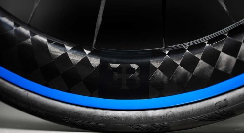 Bugatti, Bugatti Factor One, un superdeportivo de dos ruedas