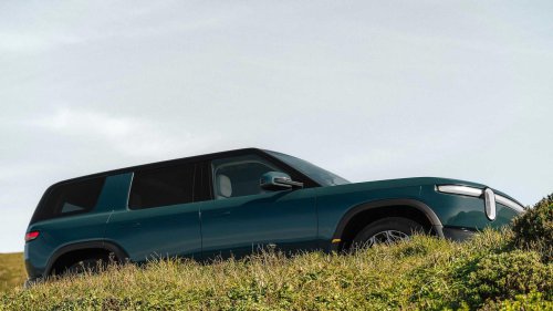 Rivian R2: Compact electric SUV with 656 HP performance