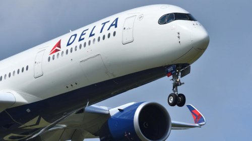 Airlines are breaking ticket-sale records as travelers rush to buy before Iran-war price increases hit