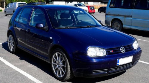 These cars made similar horsepower from wildly different engines