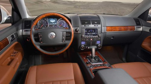 Volkswagen's original Touareg looks to be a stylish and budget-friendly choice in 2026