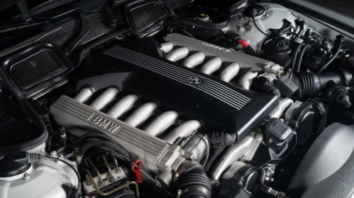 The forgotten V12 luxury car that you can now buy for the price of a Civic