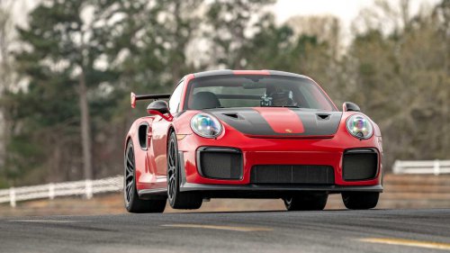 Top 10 coolest cars powered by twin-turbocharged engines