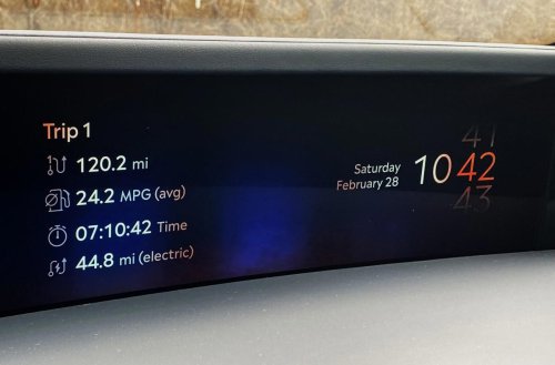 I drove the 2026 Lincoln Nautilus Hybrid Black Label AWD. Here’s my honest review