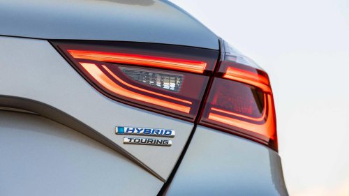 How Toyota’s 2AR-FXE 2.5-liter inline-4 keeps modern hybrids reliable