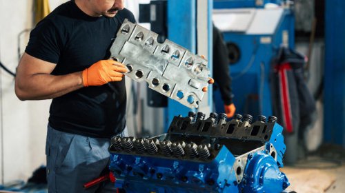 Factors to consider when choosing between rebuilt engines and new crate engines