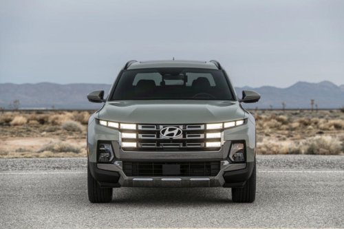 2026 Ford Maverick Lobo vs. 2026 Hyundai Santa Cruz Limited. Which one is right for you?